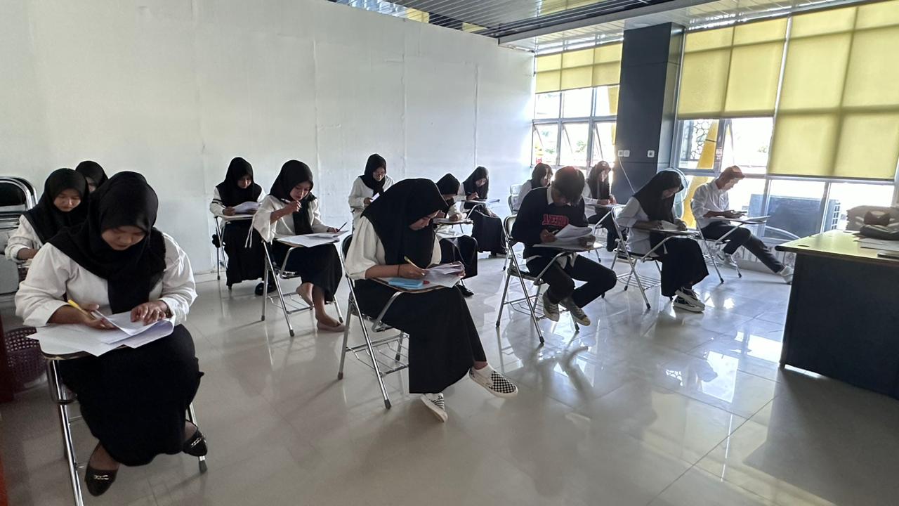 Ujian kompetensi dasar farmasi (UKDF) angkatan 2020