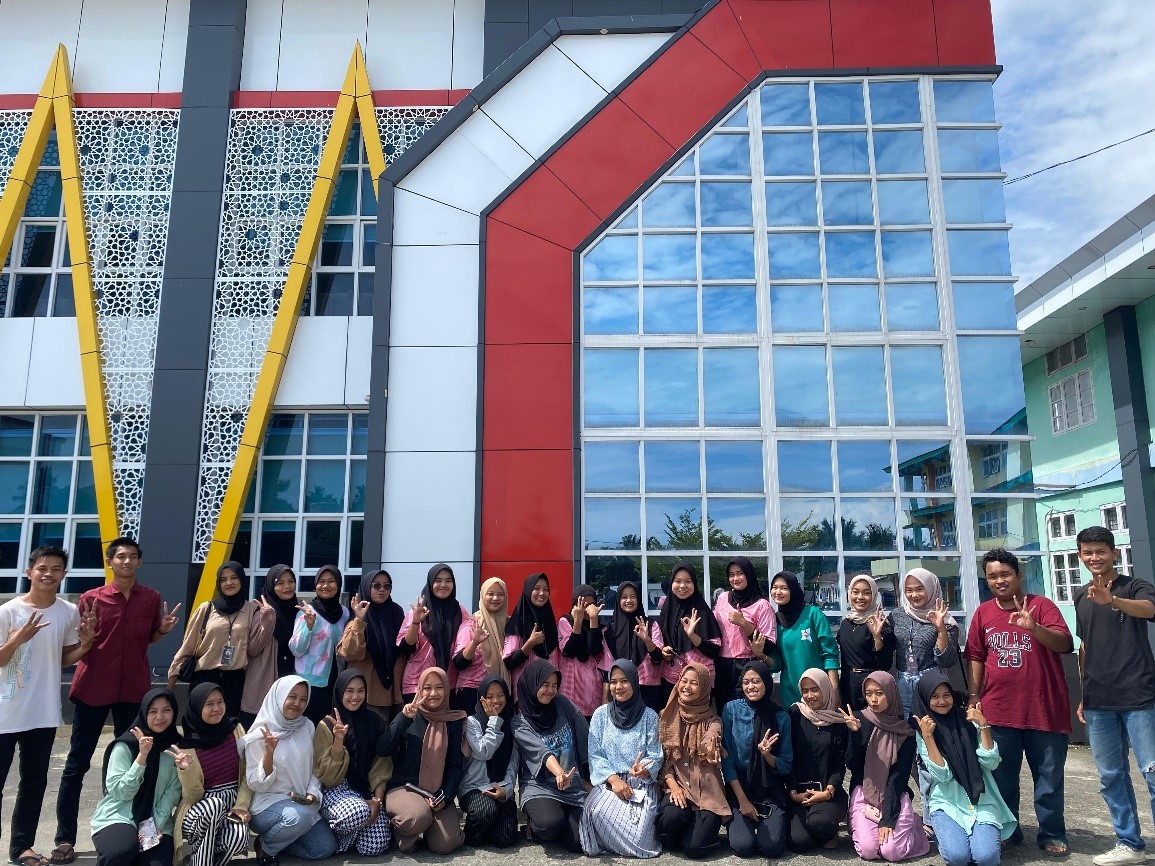 Fakultas Farmasi Meraih Peringkat Ke-tiga Pada Perlombaan Volly Putri di Ajang Pekan Olahraga dan Kesenian (PORSENI) Universitas Muhammadiyah Sumatera Barat